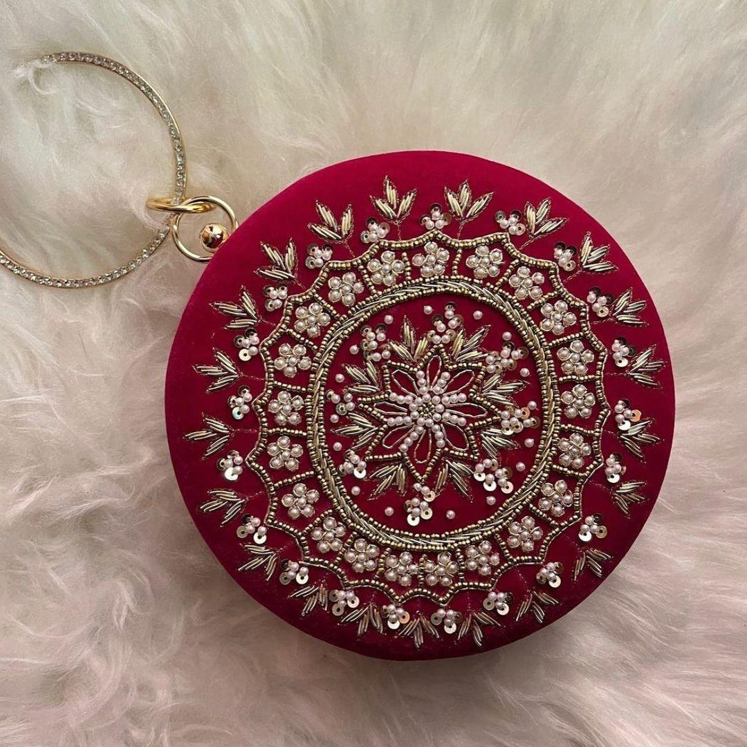 Embroidery Round Shape Clutch with Bangle