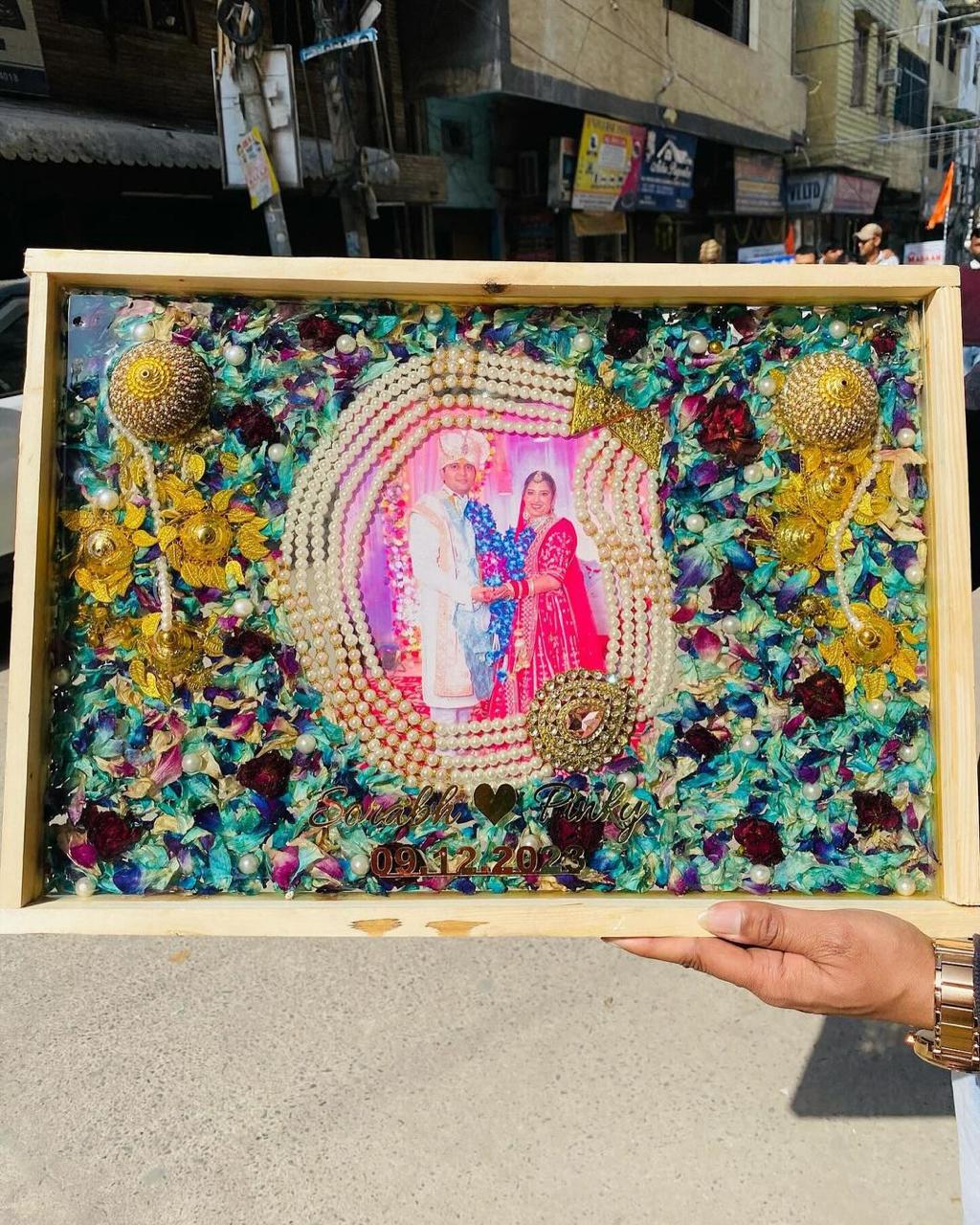 Varmala Preserved Wooden Frame