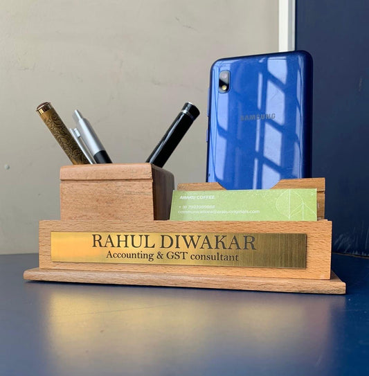 Wooden Penstand